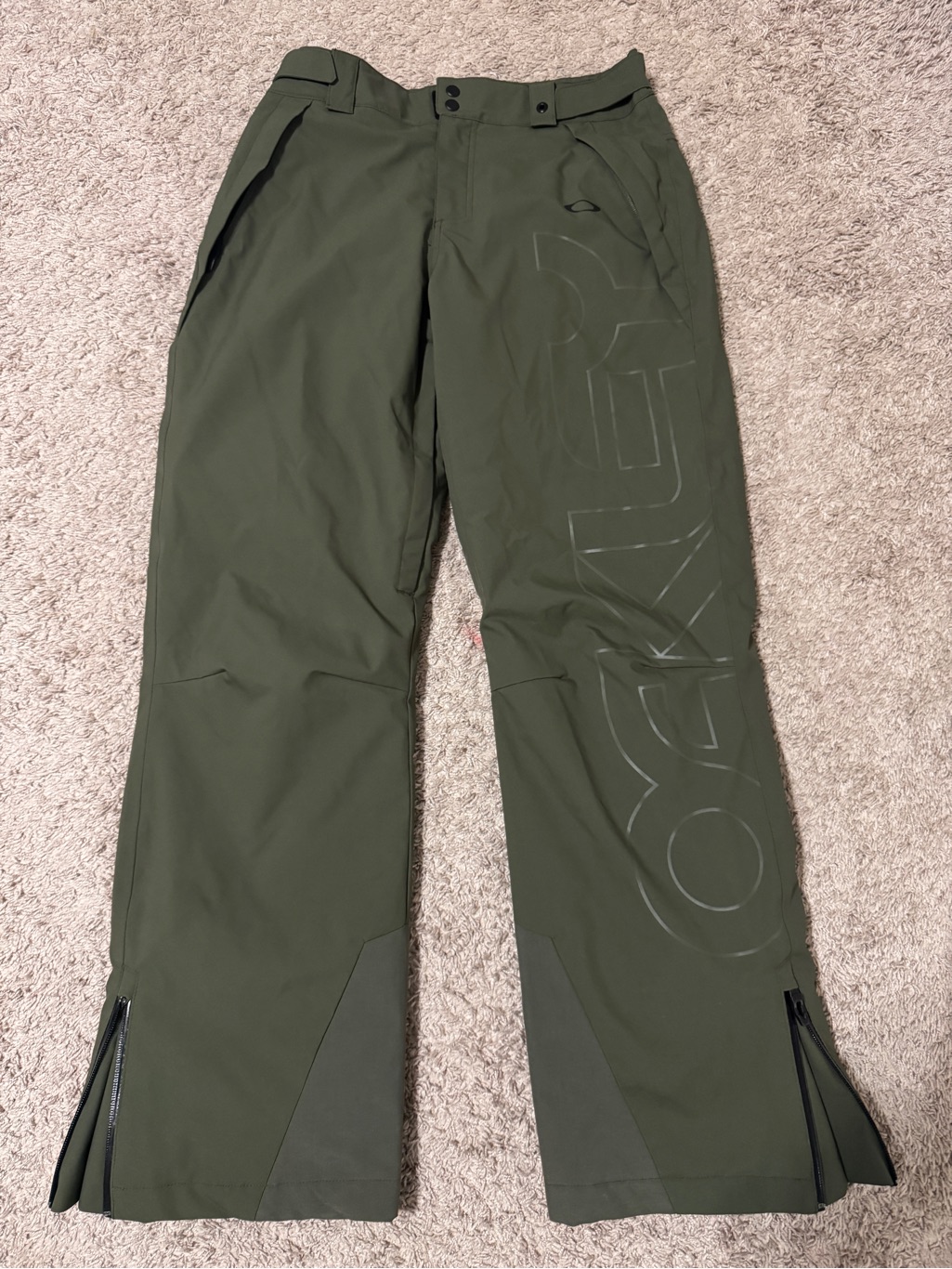 Oakley Men's Olive Green Snow Pants. Small, Insulated